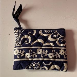 Vera Bradley coin purse • navy & white